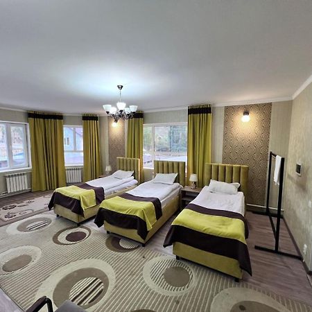 Turan Guesthouse Karakol Dış mekan fotoğraf