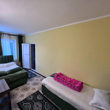 Turan Guesthouse Karakol Dış mekan fotoğraf
