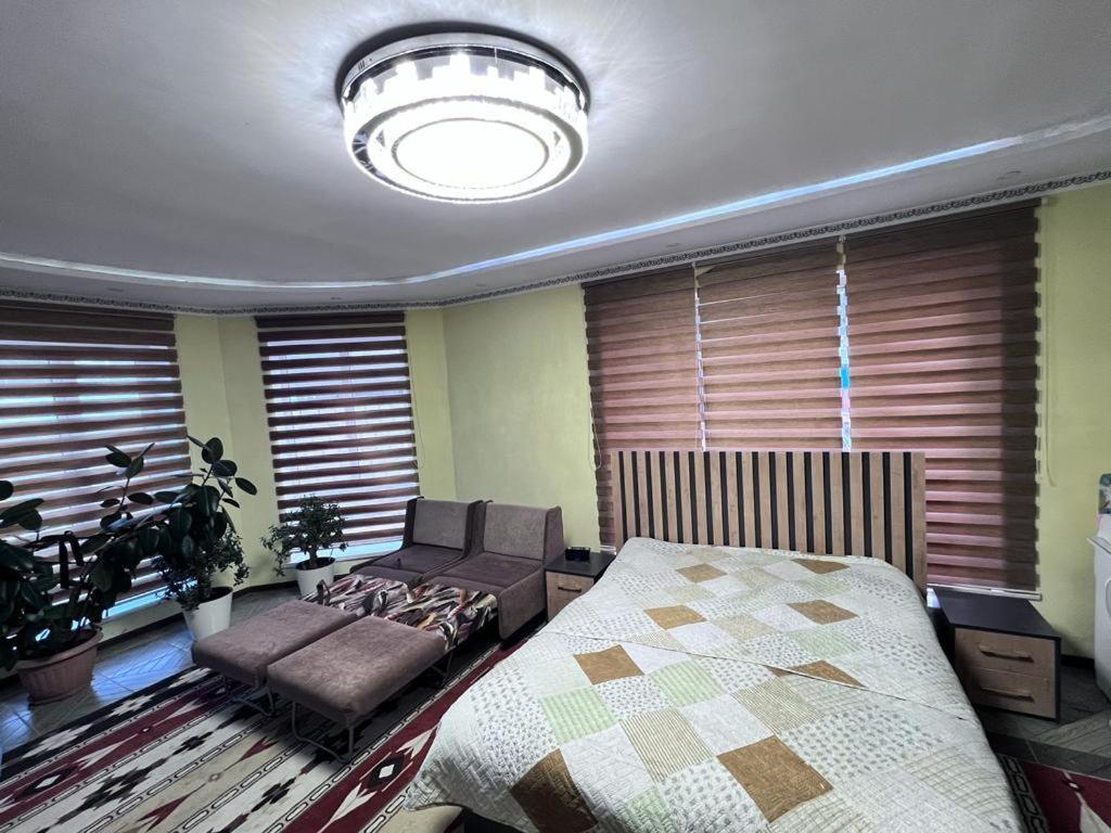 Turan Guesthouse Karakol Dış mekan fotoğraf