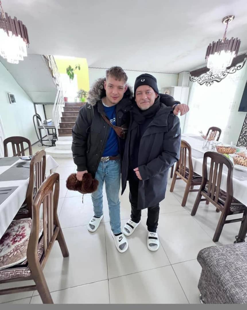 Turan Guesthouse Karakol Dış mekan fotoğraf